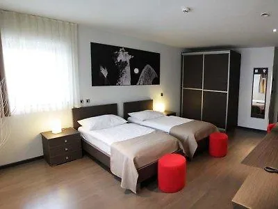Gloria Hotel 4*