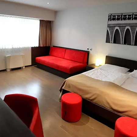 Gloria Hotel
