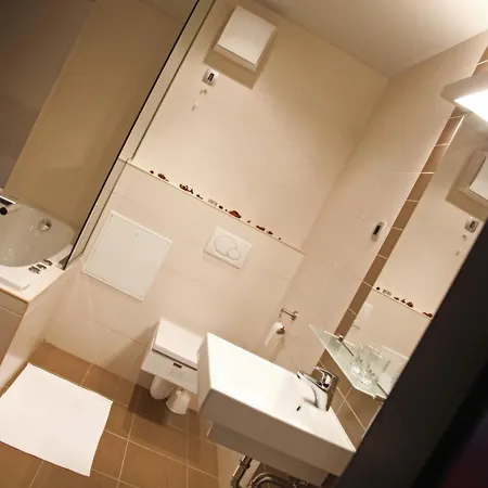 Hotel Gloria 4*